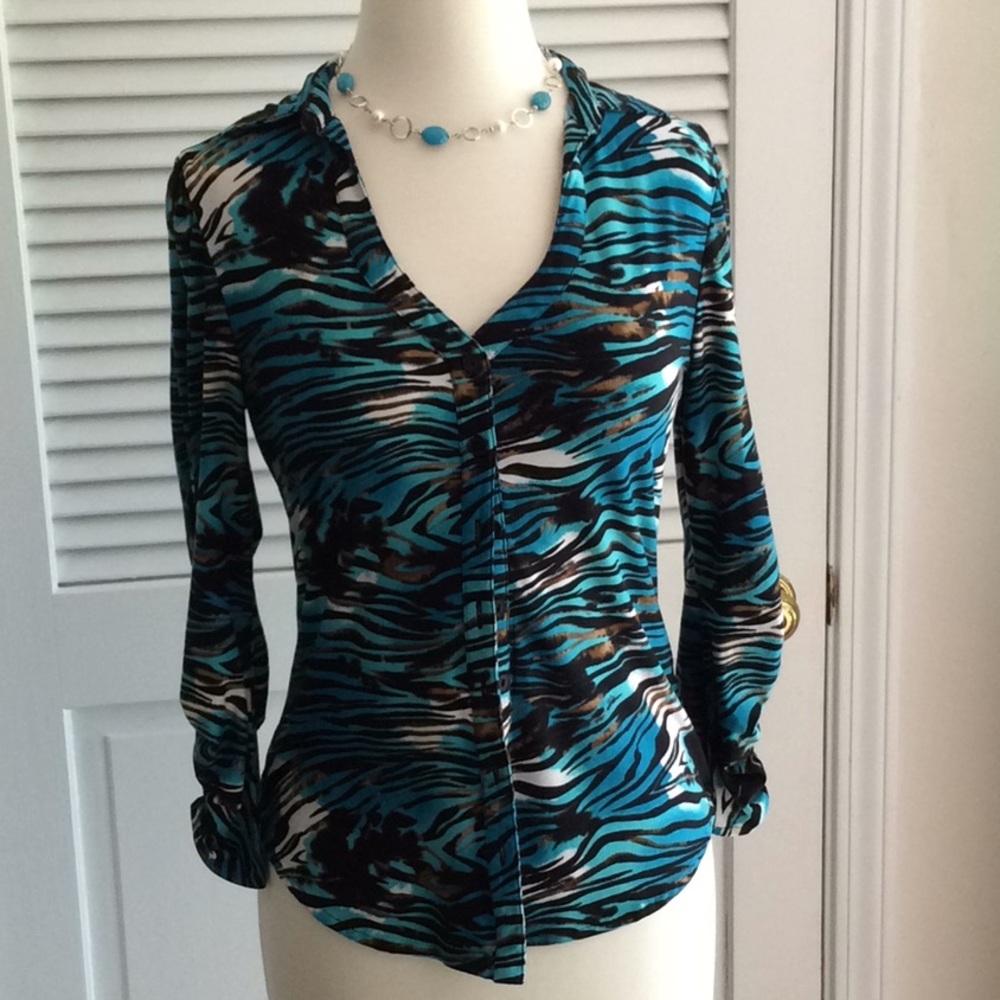Creative Design Works V-Neck Zebra Pattern Top - image 1